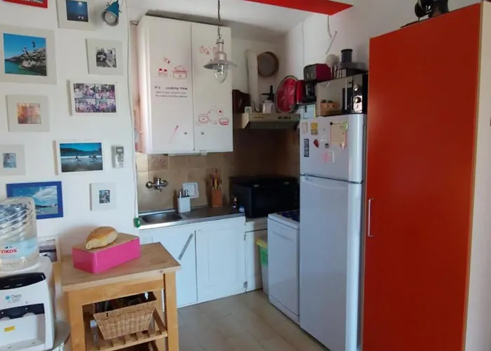 Floating Terrace Kea Island Otziás