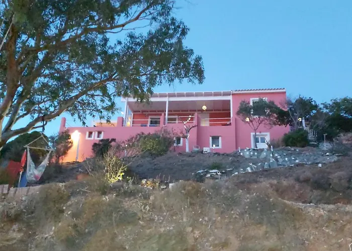 Floating Terrace Kea Island Otziás