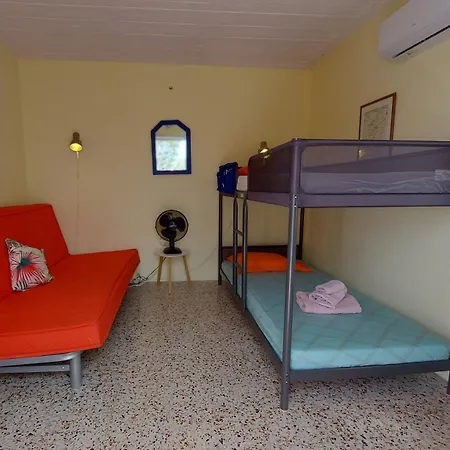 Floating Terrace Kea Island Otziás